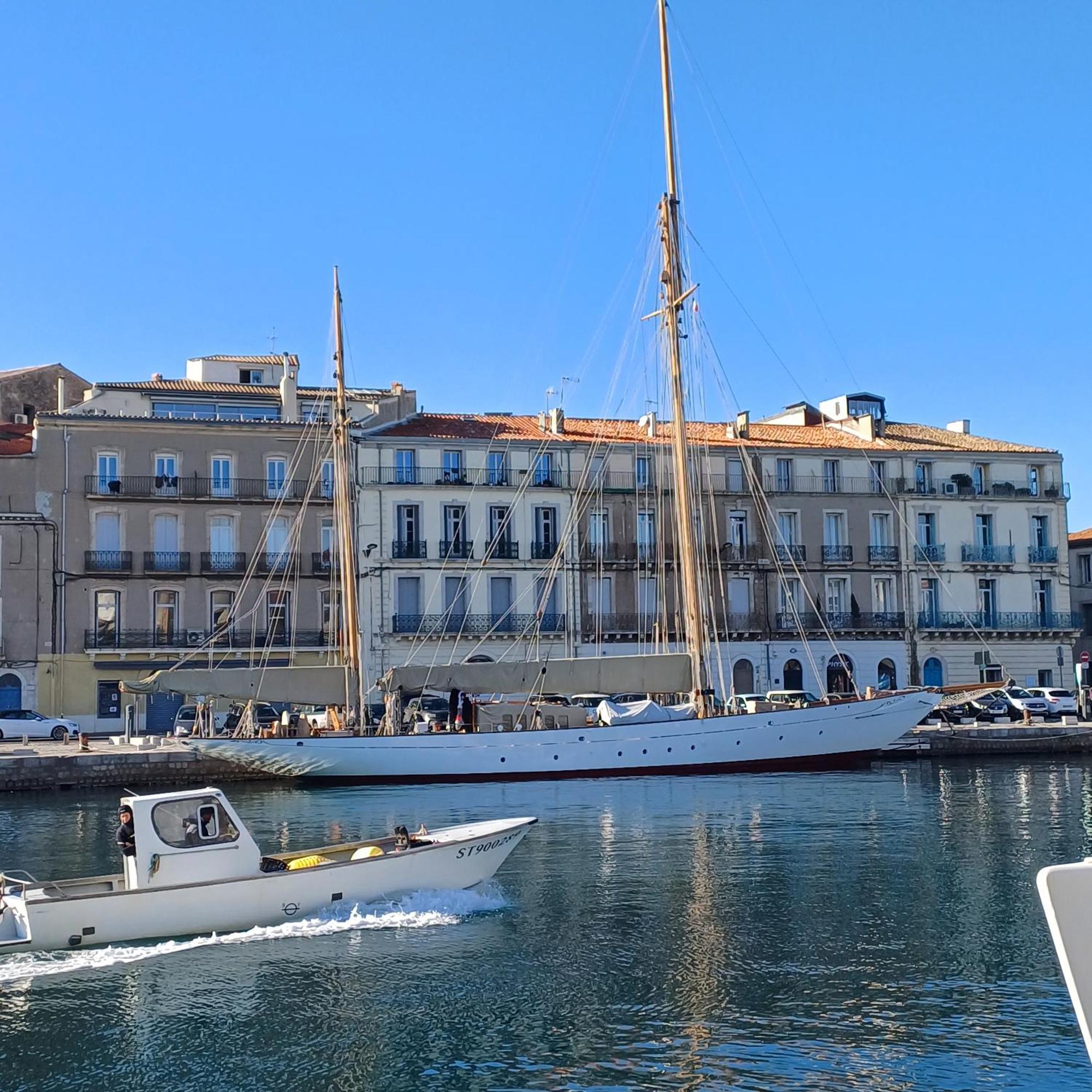 La Maison Verte Sete Luaran gambar