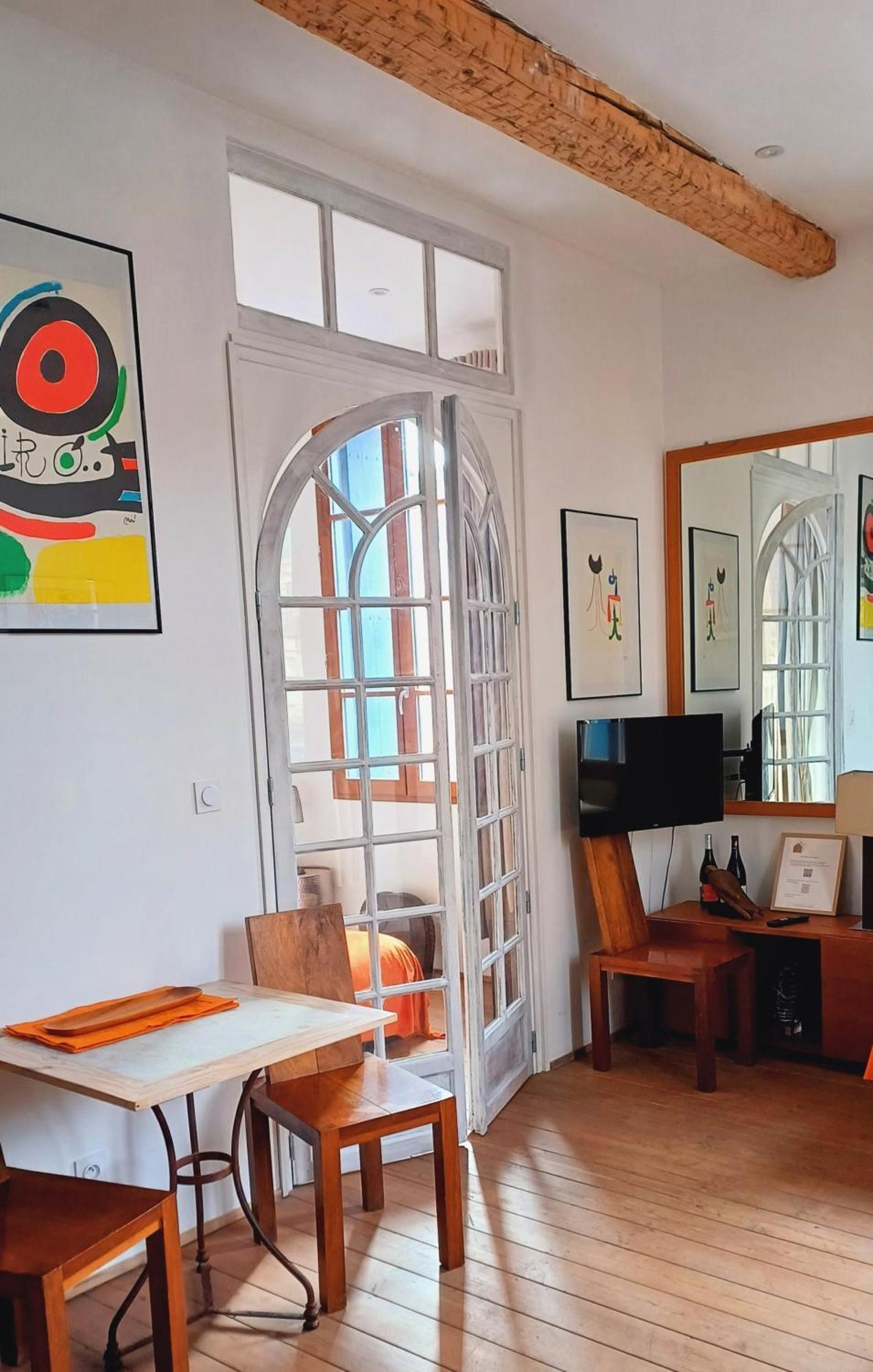 La Maison Verte Sete Luaran gambar